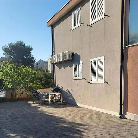 Apartamento Family-friendly With Swimming Pool Solaris, - 27992 *
